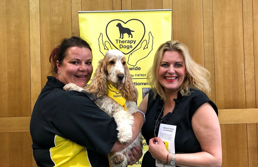 Mims Davies Therapy Dogs 1