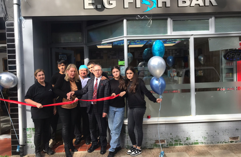Mims Davies MP opens the new EG Fish Bar in East Grinstead