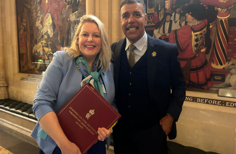 Mims Davies MP Joins Marie Curie Great Daffodil Appeal with Chris Kamara